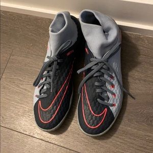 Nike soccer shoes blue